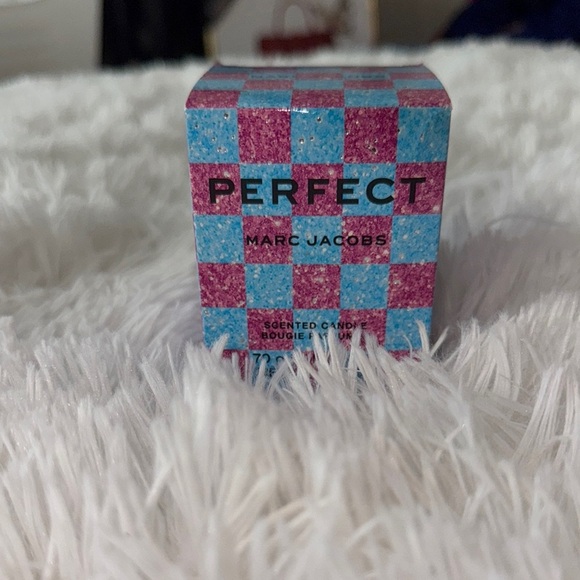 Marc Jacobs Pink and Blue Checkered Candle (B) - Picture 1 of 2